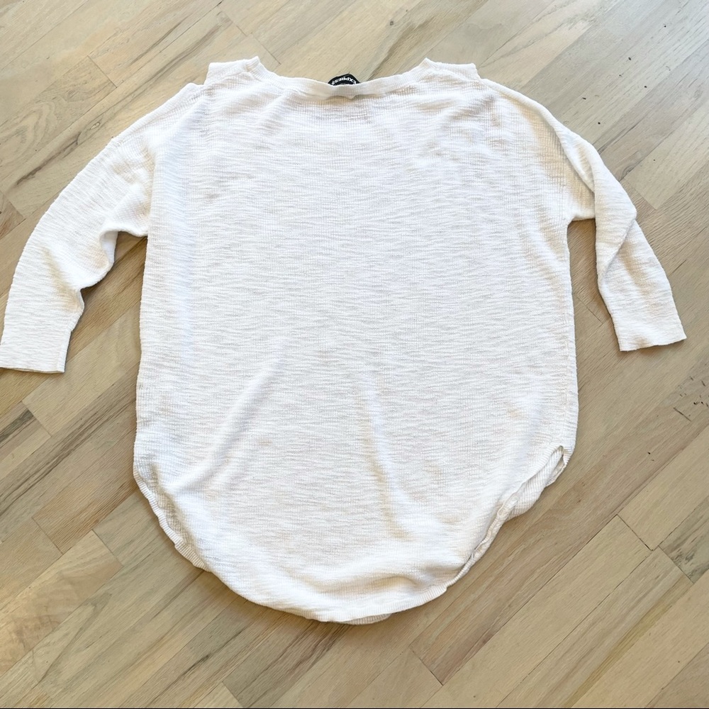 Express Cold Shoulder Tunic - Picture 4 of 5